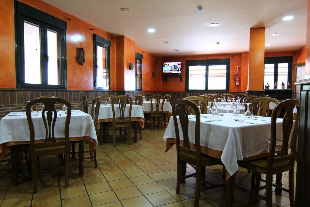 Tejeda de Tiétar Hotel Rural Hojaranzos מראה חיצוני תמונה