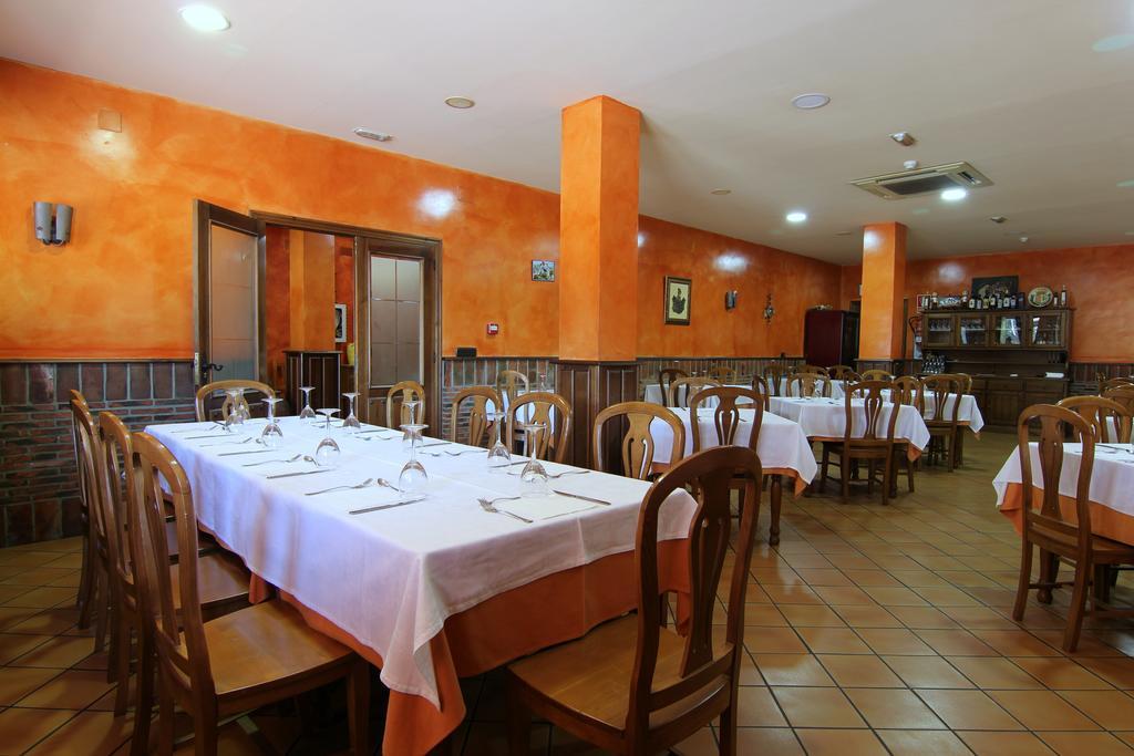 Tejeda de Tiétar Hotel Rural Hojaranzos מראה חיצוני תמונה