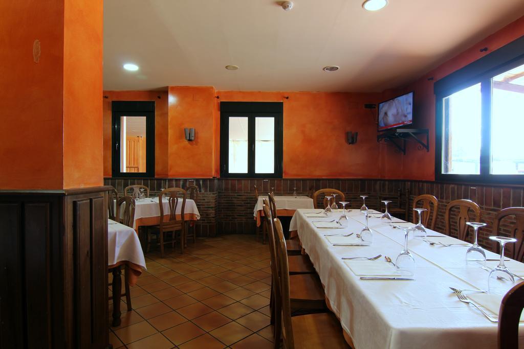 Tejeda de Tiétar Hotel Rural Hojaranzos מראה חיצוני תמונה